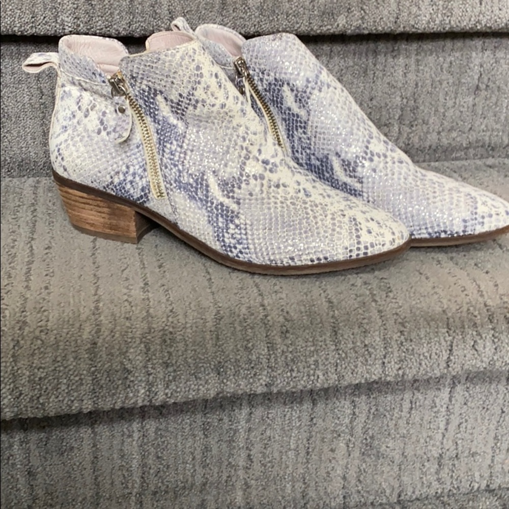 Vince Camuto booties